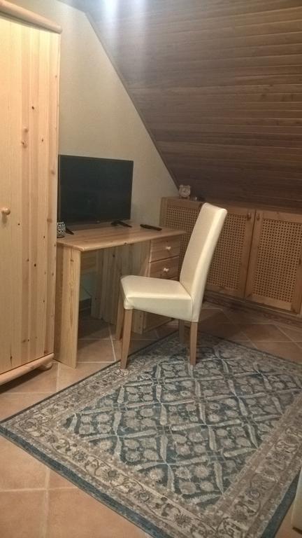 זירץ Pongracz Apartman מראה חיצוני תמונה
